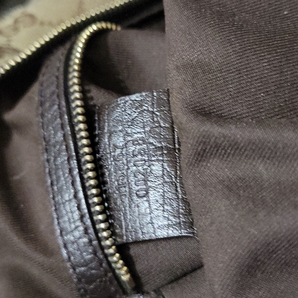 Authentic gucci bag and wallet - Picture 10 of 17